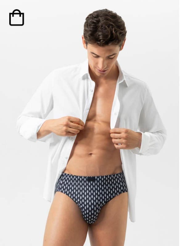 Männermodel trägt die Jazz-Pants der Serie Scooter Venture