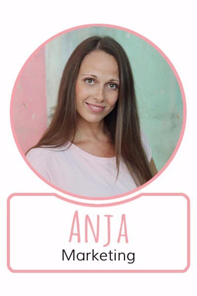 Anja - Mitarbeiterin im Marketing